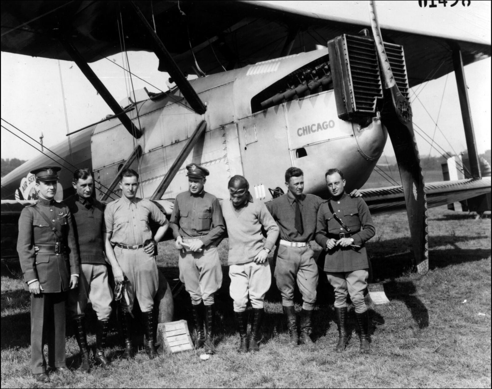 World Flyer Pilots at McCook – (left-to-right) McCook Field’s Engineering Division commander Maj John Curry with the World Flyer pilots/crew Lts Lowell Smith, Henry Ogden, Erik Nelson, Leigh Wade, Jack Harding, and Leslie Wade, as they prepare to depart McCook Field on Sept. 15, 1924. Contributed by the Air Force Life Cycle Management Center.