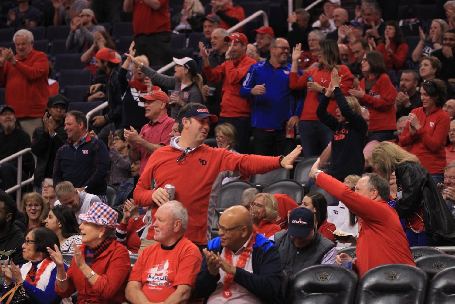 Photos: Dayton Flyers fans in Phoenix