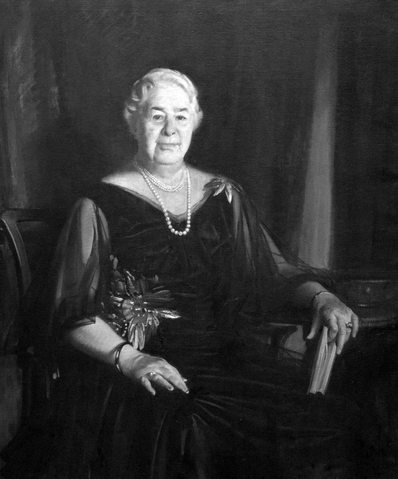 Julia Shaw Patterson Carnell helped finance the construction of the Dayton Art Institute.