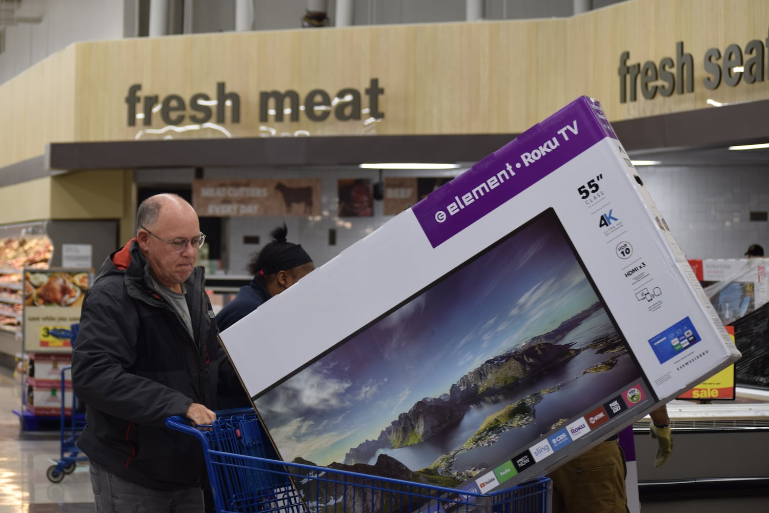 PHOTOS: Did we spot you Thanksgiving shopping today?