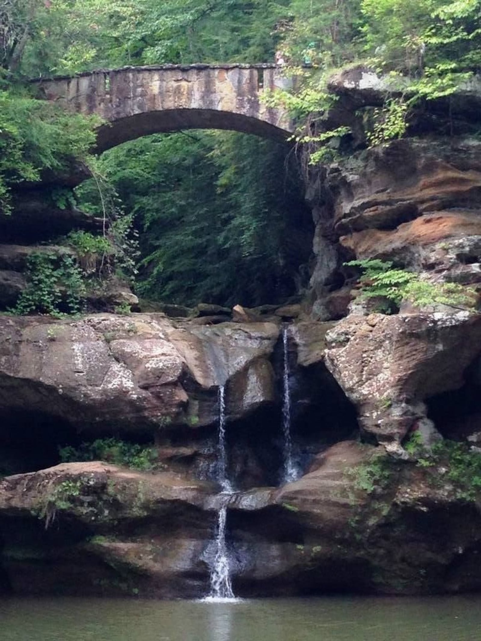 Upper Falls at Old Man’s Cave in Hocking Hills. Hannah Poturalski/ Staff