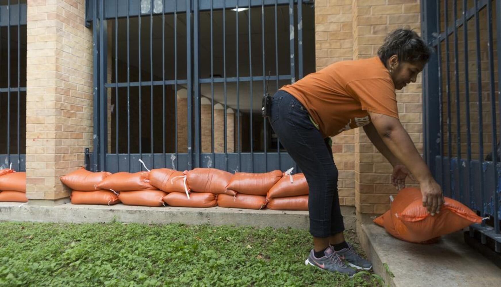 Texas coast braces for Hurricane Harvey