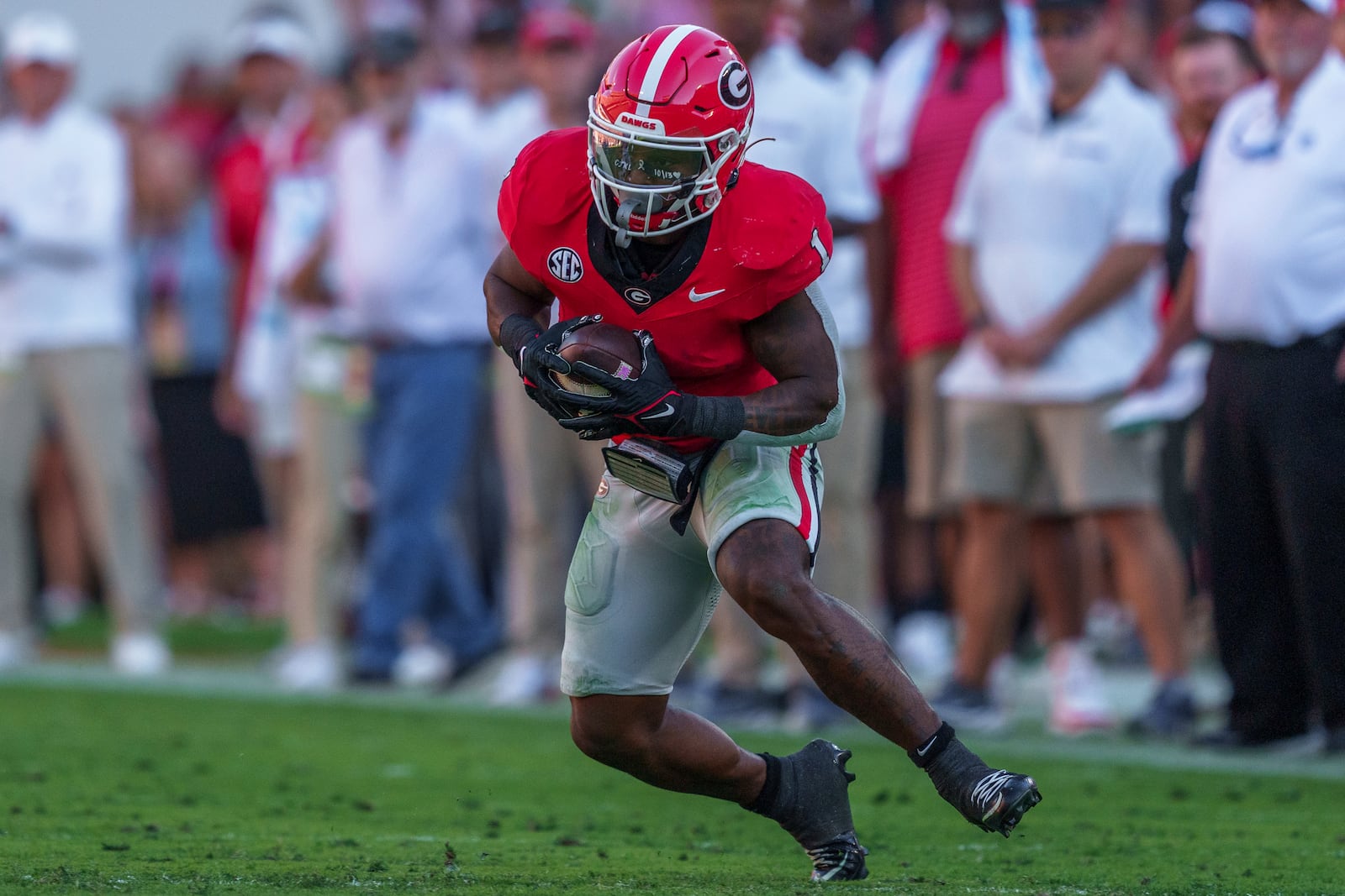 Georgia running back Trevor Etienne (1) catches a pass during an NCAA college football game against Mississippi State, Saturday, Oct. 12, 2024, in Athens, Ga. (AP Photo/Jason Allen)