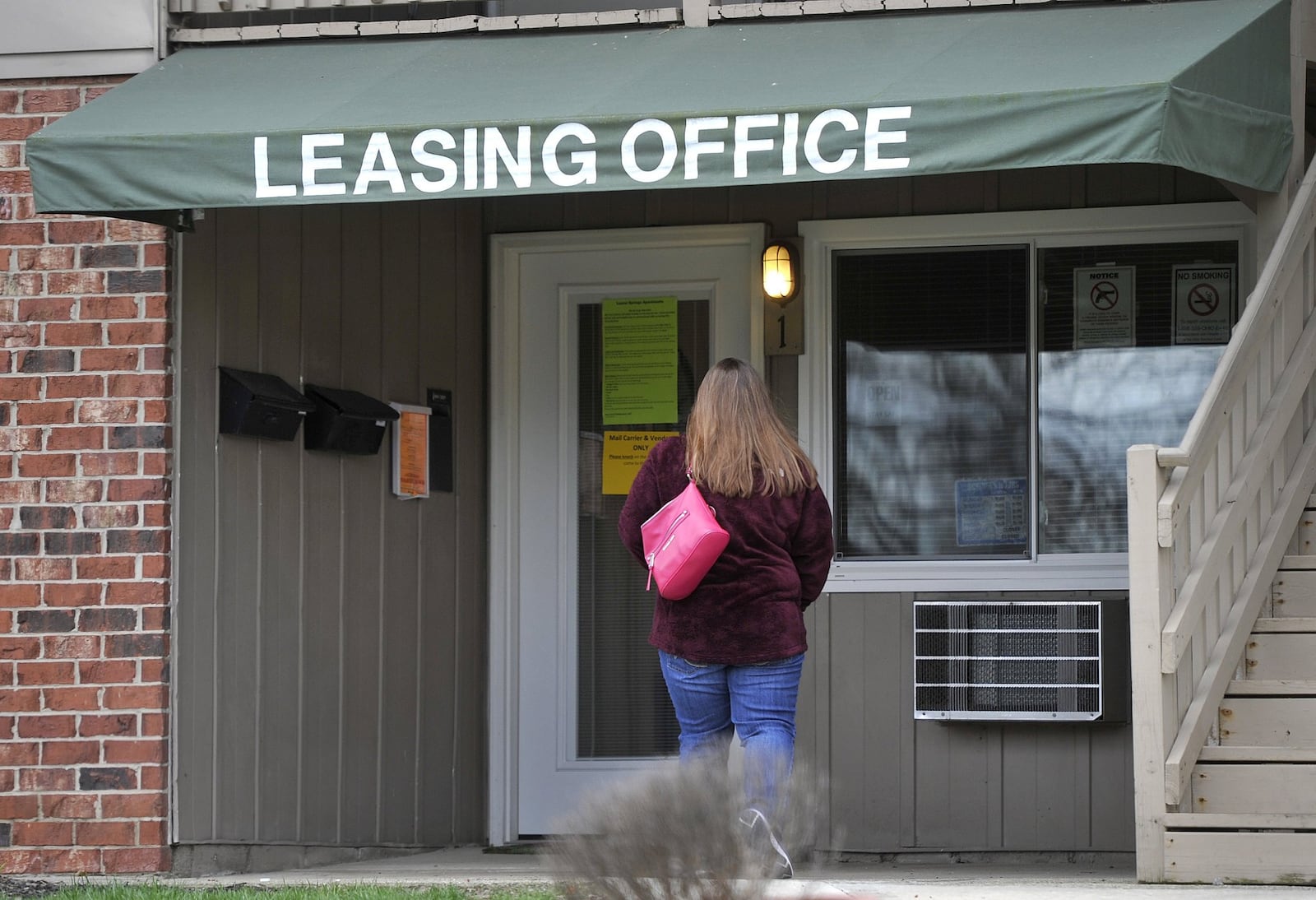 Rent and some other bills come due on the first of the month, leaving thousands of laid-off residents wondering what to do. MARSHALL GORBY/STAFF