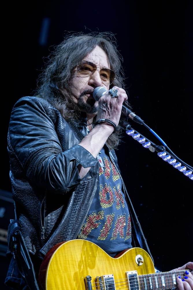 PHOTOS: Alice Cooper & Ace Frehley Live at Rose Music Center!