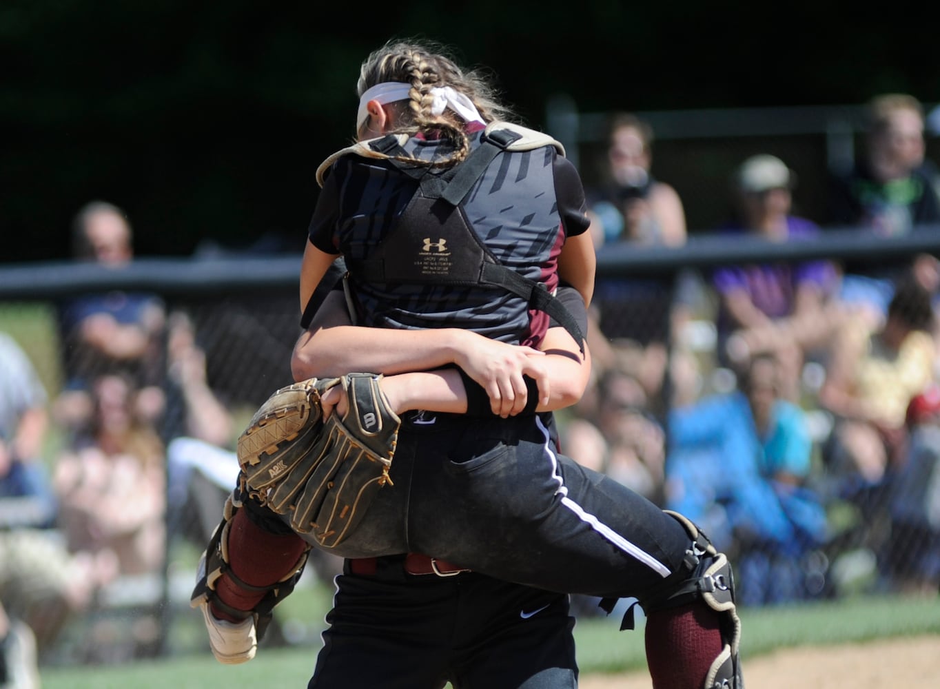 Photo gallery: Lebanon vs. Lakota East, D-I regional softball semifinal