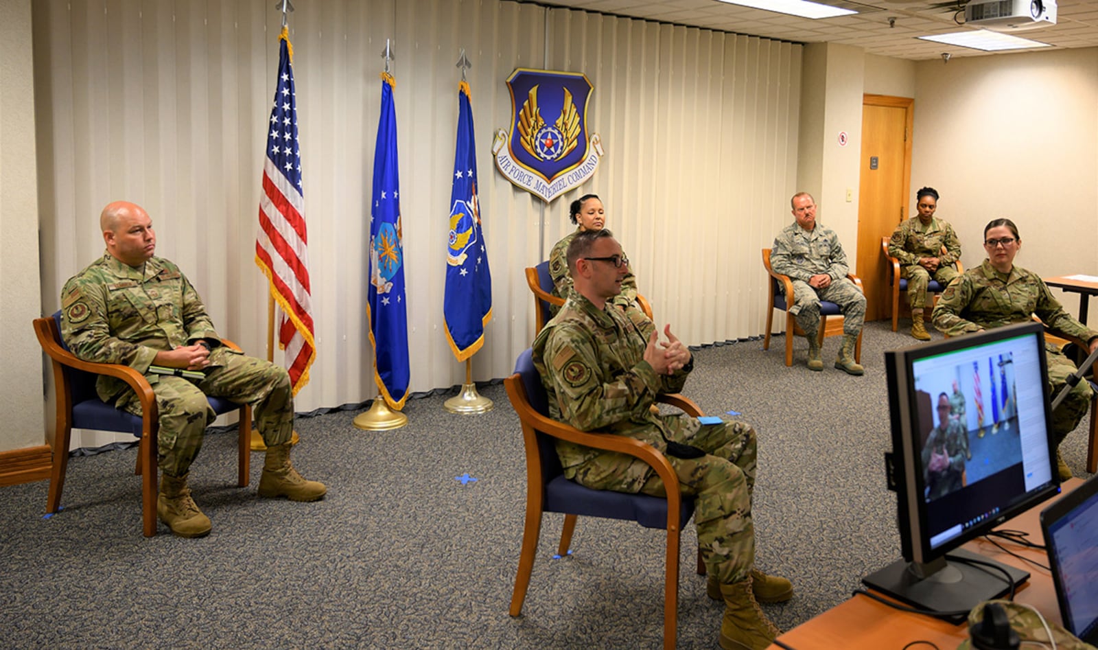 A senior enlisted leader panel provides valuable tips for success in managing today’s workforce during the virtual Squadron Leader Orientation course. Pictured: Senior Master Sgt. Jeremiah Kern (front left); Master Sgt. Anna Garrett (front right); Back row (left to right): Chief Master Sgt. Vincent Lommen; Chief Master Sgt. Teresa Grolla; Chief Master Sgt. Andrew Carling; and Chief Master Sgt. Vernae Ellis. More than 60 Air Force leaders were present for the session, which explored how to conduct crucial conversations about diversity within an organization. U.S. AIR FORCE PHOTO/RICHARD HOILES