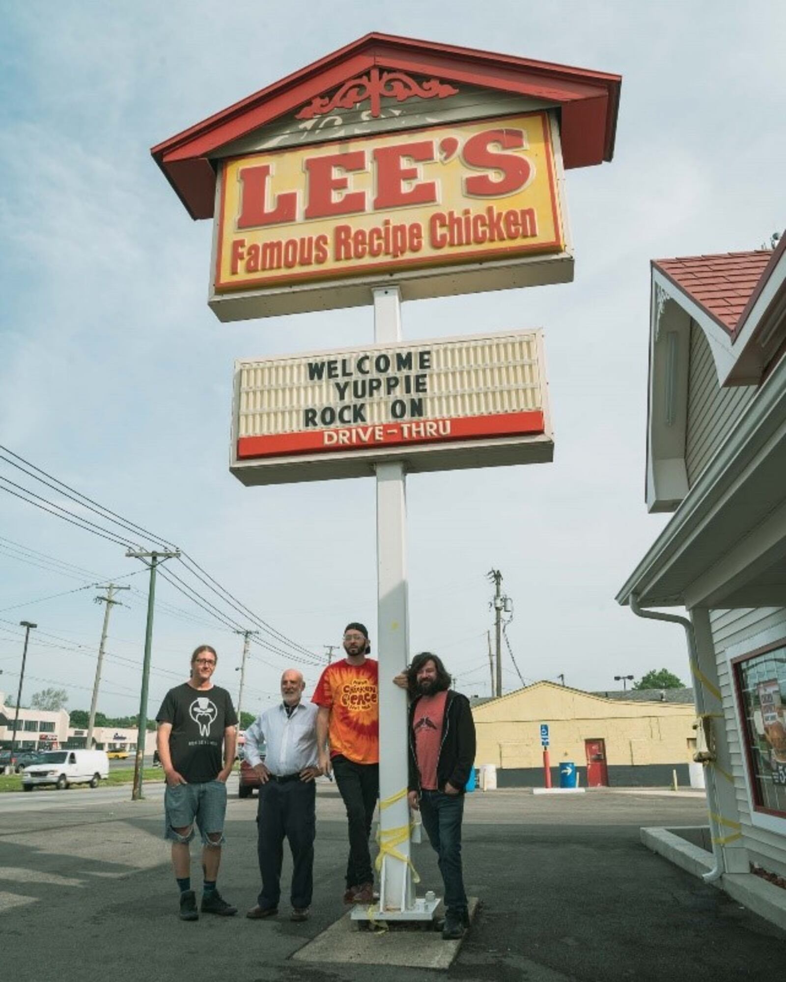 Lee's Famous Recipe Chicken in North Dayton was featured in the latest Yuppie music video, "Get There."