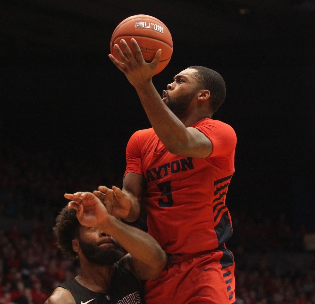 Twenty photos: Dayton Flyers vs. Saint Louis