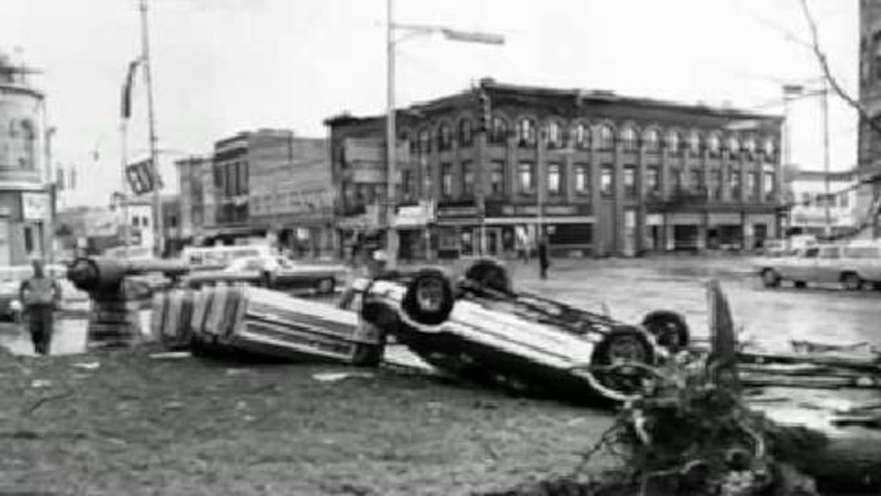 Rich Wirdzek interviews Xenia Tornado survivor