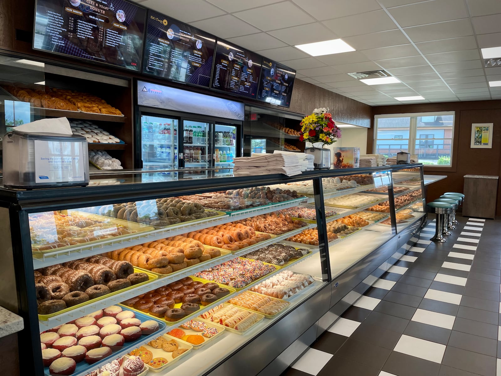 Bill’s Donut Shop in Centerville has reopened its main area after several weeks of renovations. NATALIE JONES/STAFF