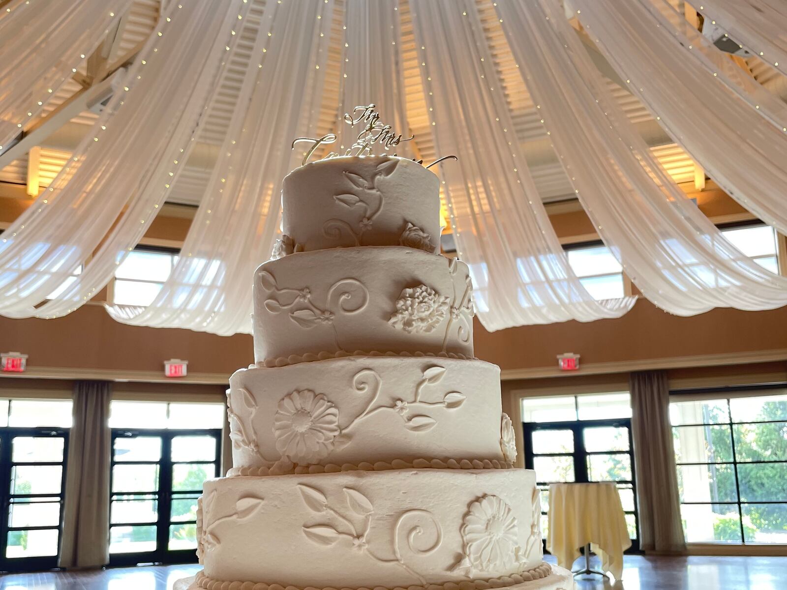 Simply Decadent, a Bellbrook bakery known for its wedding cakes, special occasion cakes and desserts, is relocating across the street from its current location at 108 W. Franklin St. near Dot’s Market in May (CONTRIBUTED PHOTO).