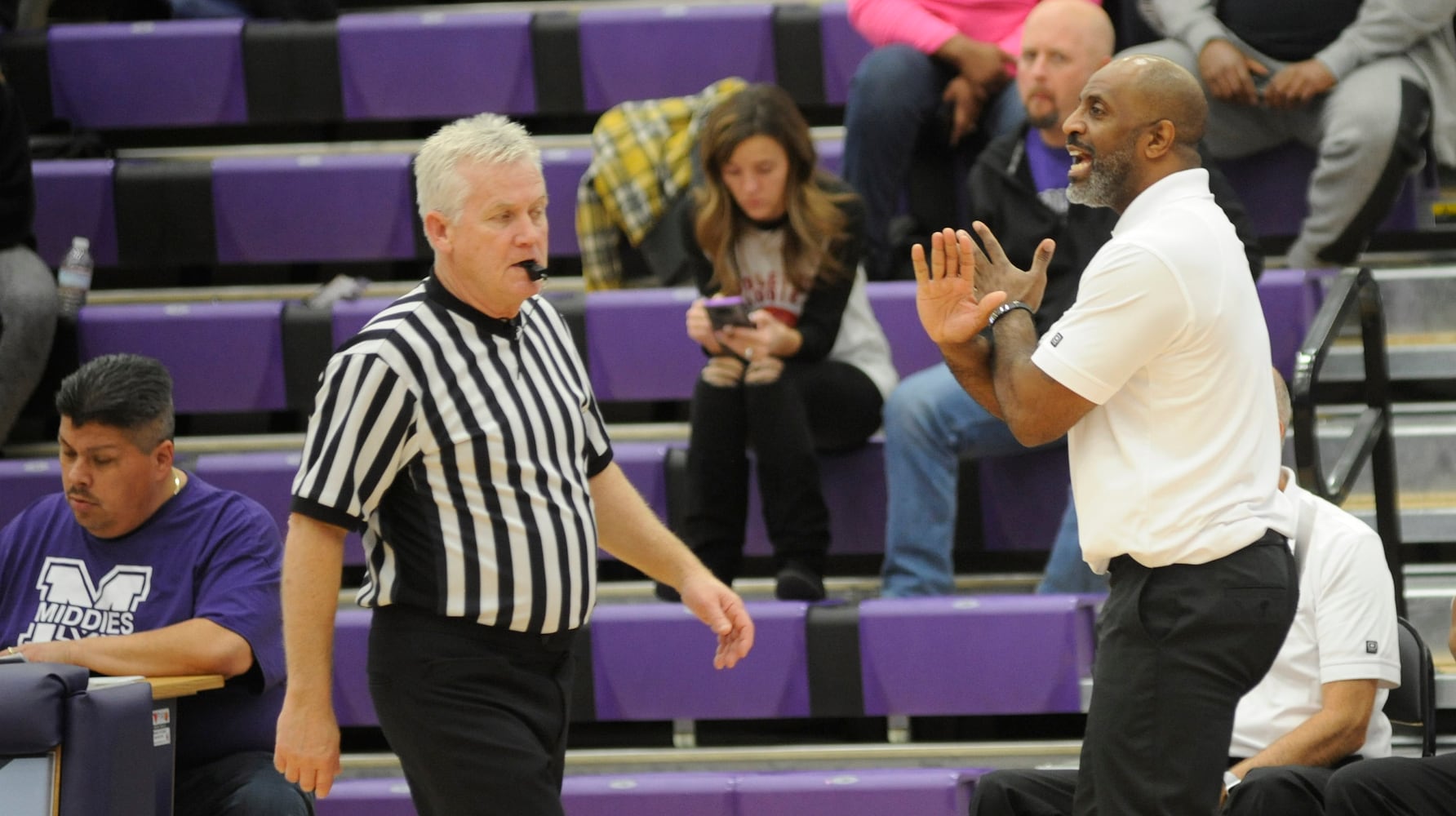 PHOTOS: Dunbar at Middletown, boys basketball