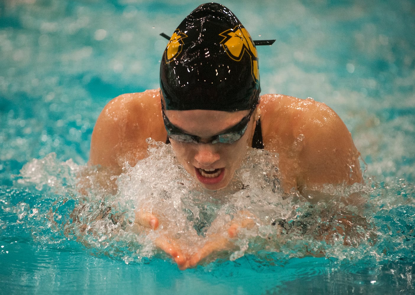 State swim title finally in Oakwood boys’ grasp; Jills finish second