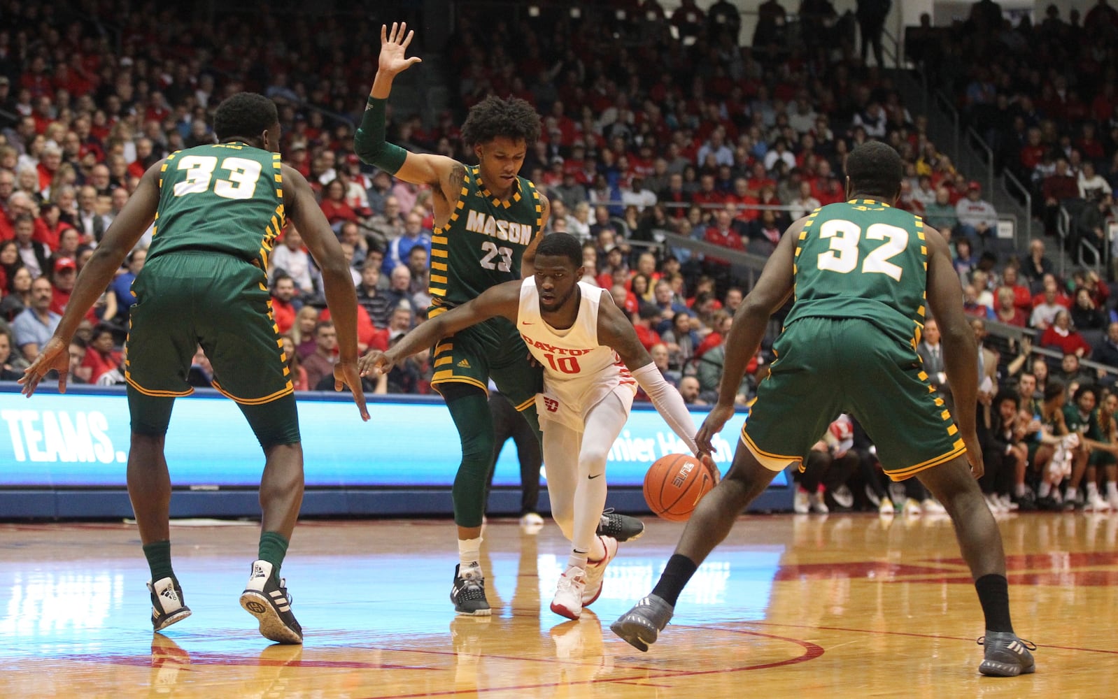 Twenty photos: Dayton Flyers vs. George Mason