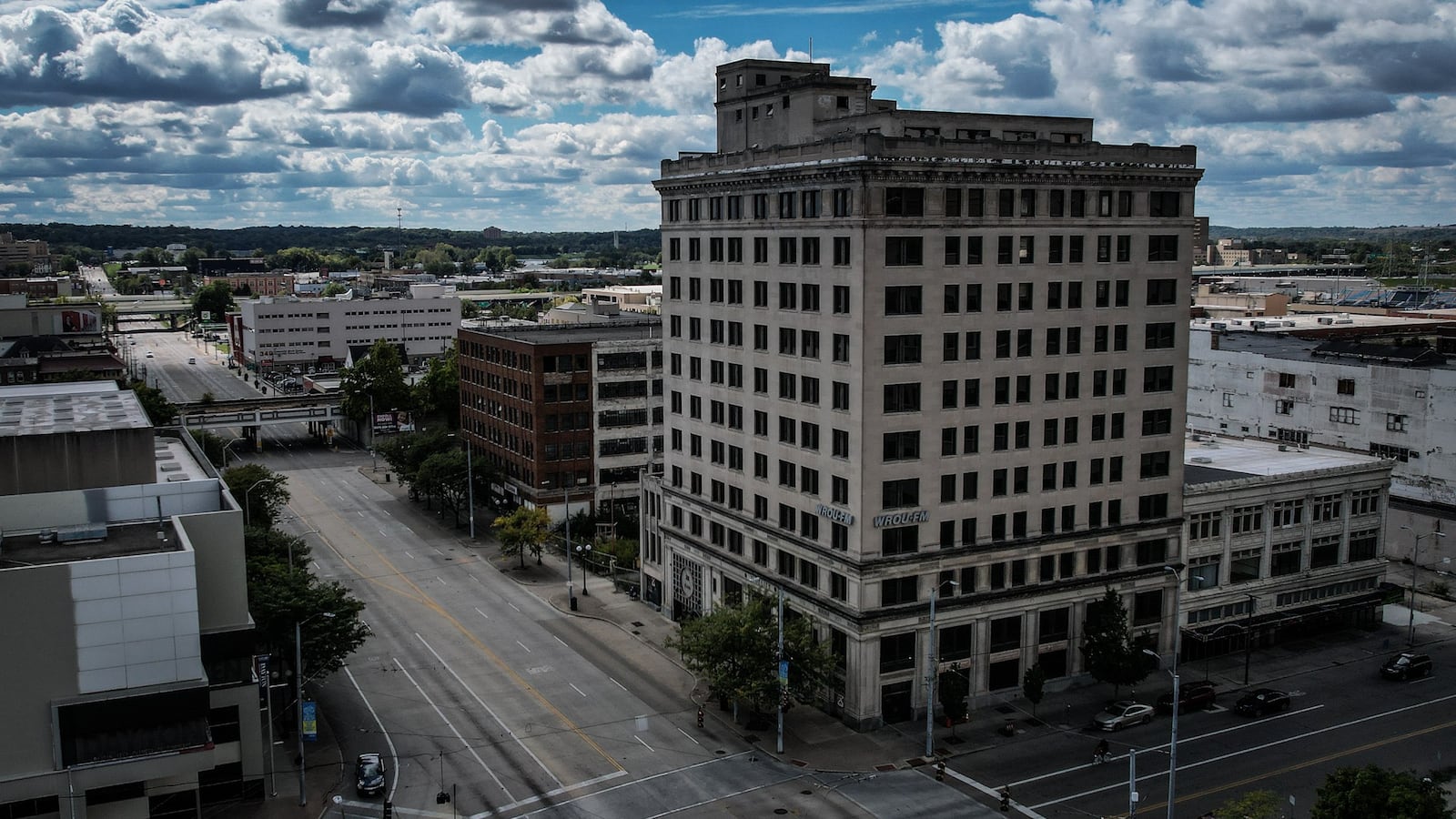 The Fidelity building at 211 S. Main St. in downtown Dayton. JIM NOELKER/STAFF