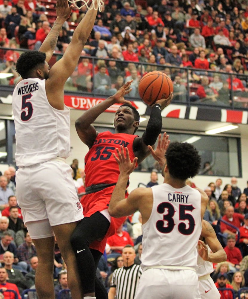 Twenty photos: Dayton Flyers vs. Duquesne Dukes