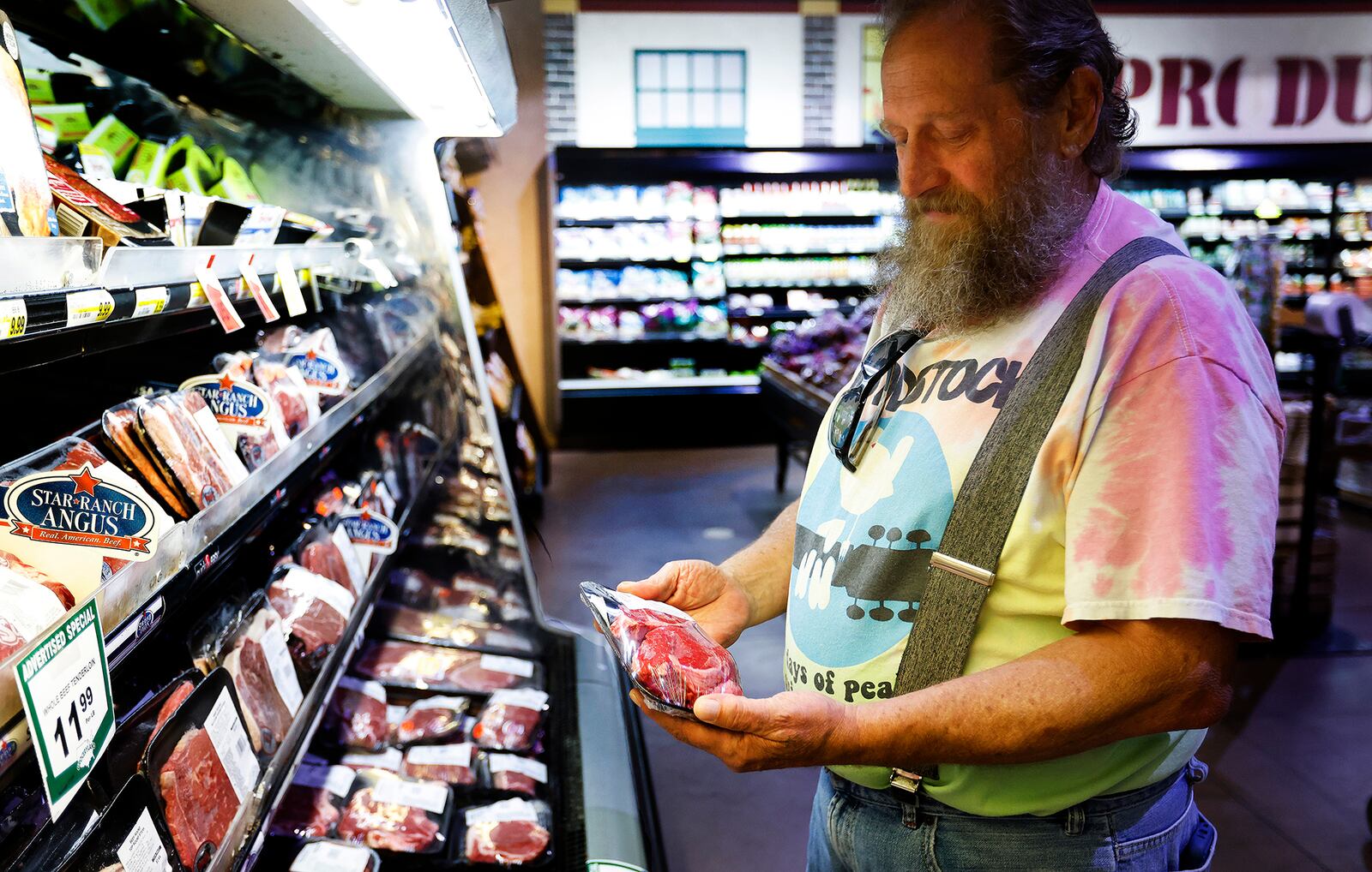 John Jervis, shops for meat Tuesday, July 2, 2024 at Grocerylan in Xenia. MARSHALLL GORBY\STAFF