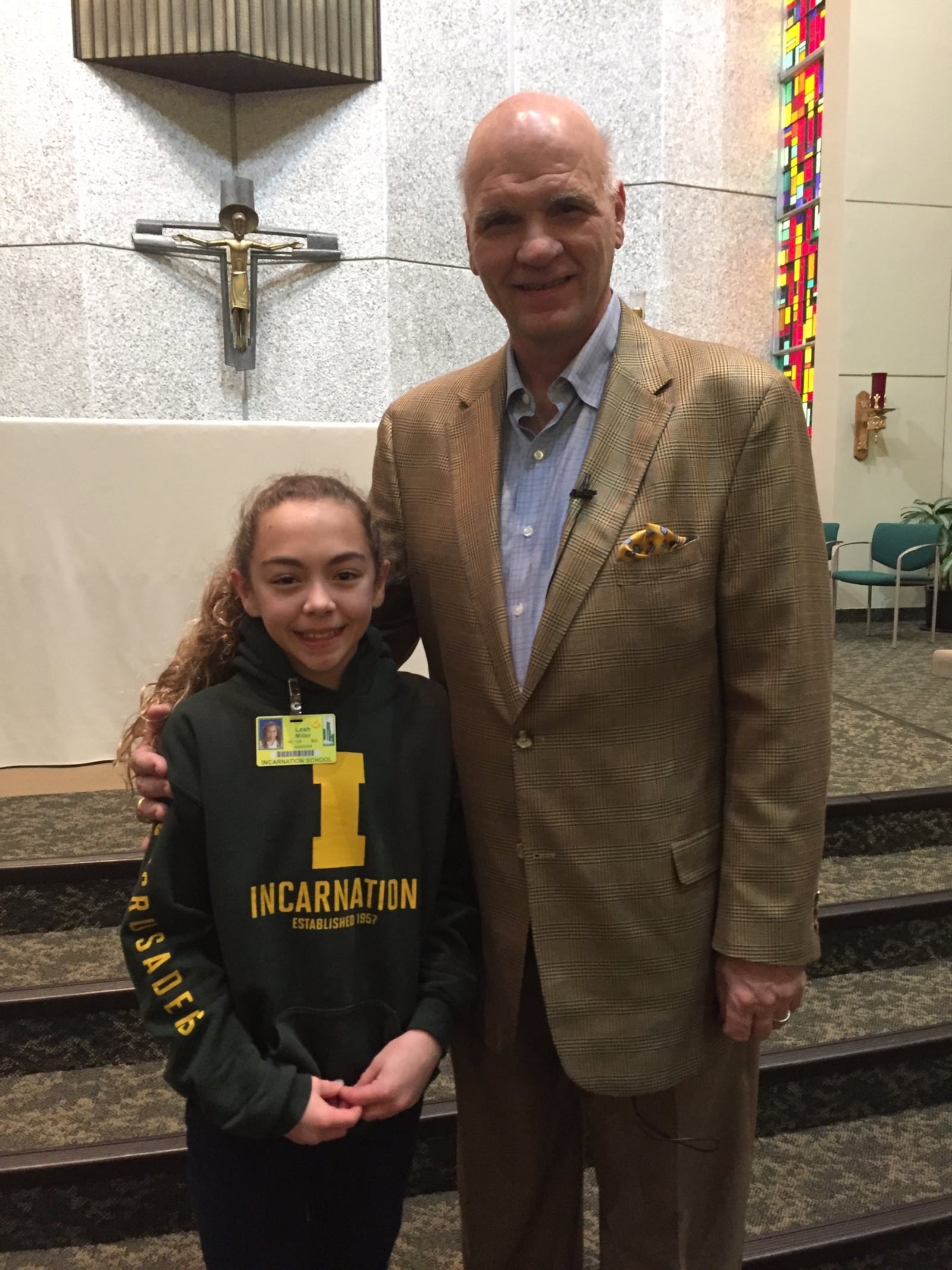 St. Joseph’s coach Phil Martelli with Leah Miller on Tuesday at Incarnation School in Centerville. CONTRIBUTED