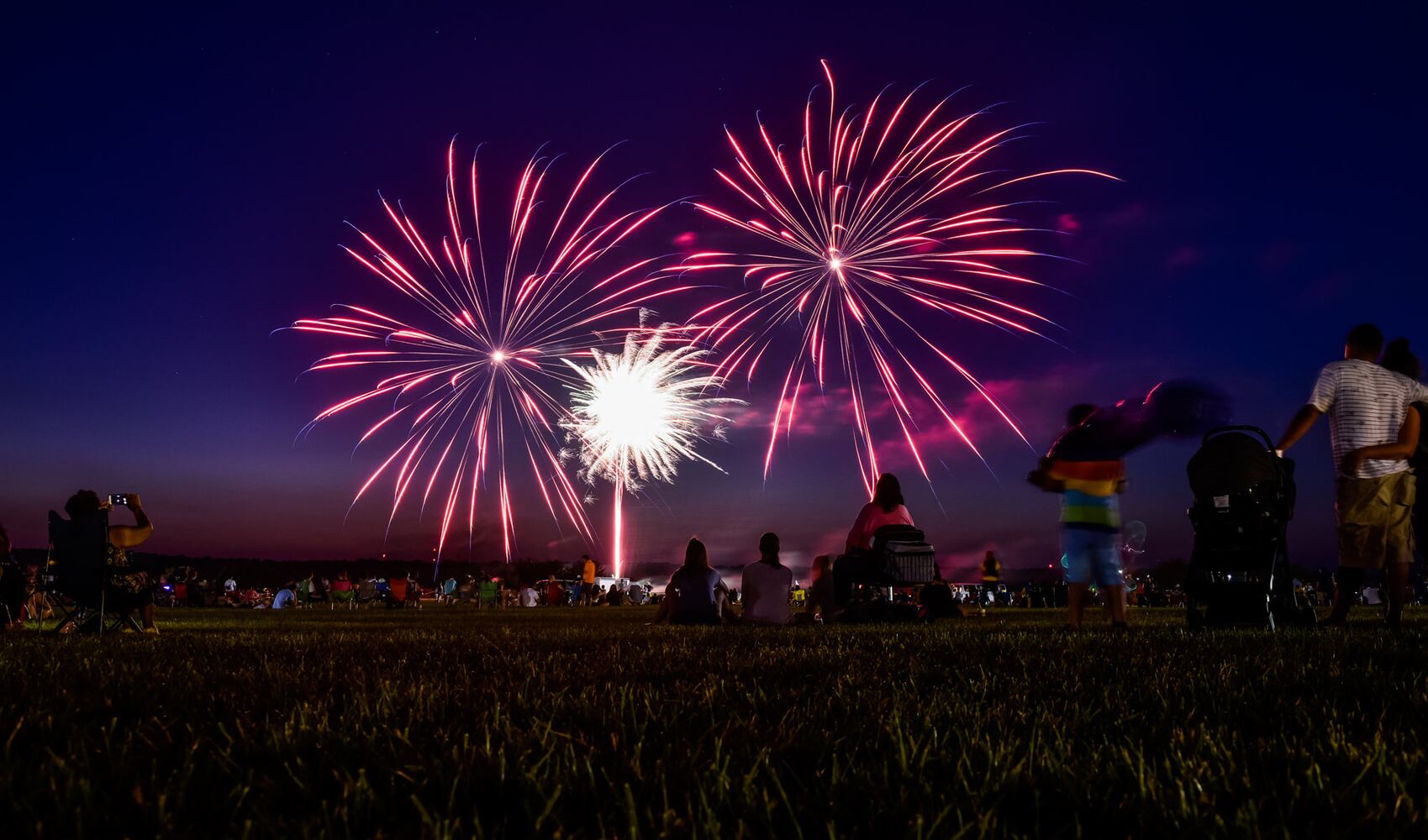 Ohio Challenge balloon glow and fireworks