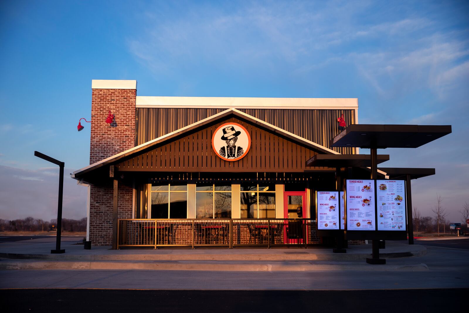 Slim Chickens, a southern acclaimed fast casual chicken franchise, has just signed a 25-unit deal to bring restaurants to Cincinnati, Columbus and Dayton (CONTRIBUTED PHOTO).