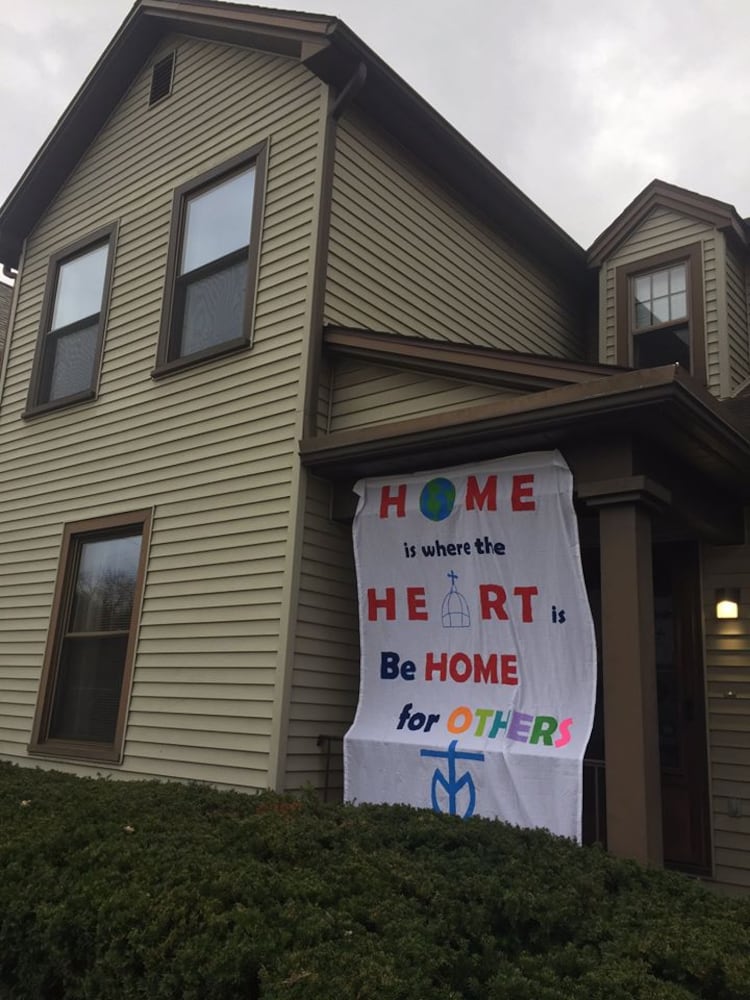 PHOTOS: Signs show UD community support for essential workers