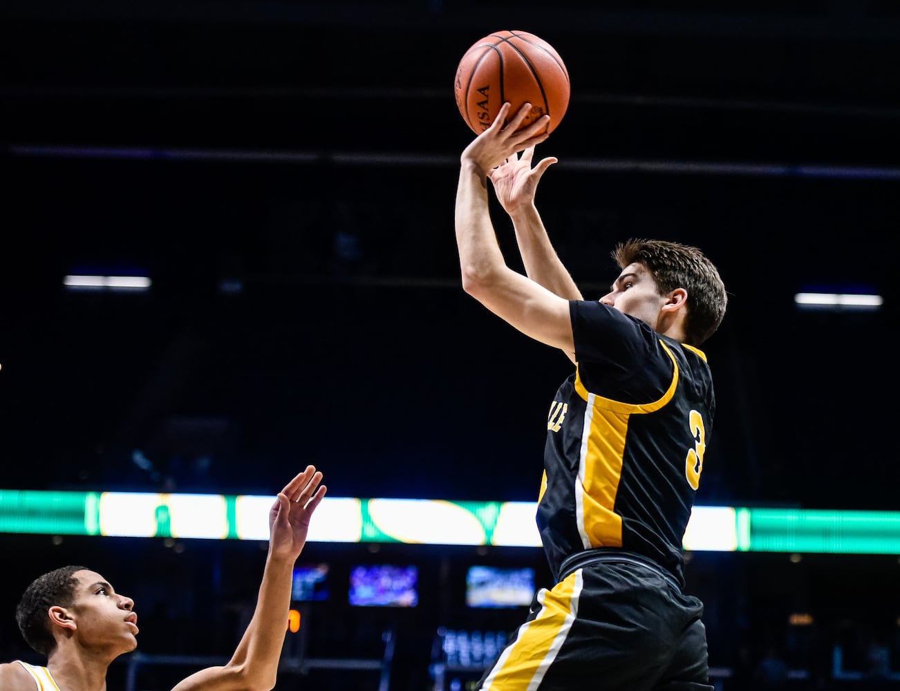 Centerville advances with win over Springfield in D1 Regional basketball semifinal