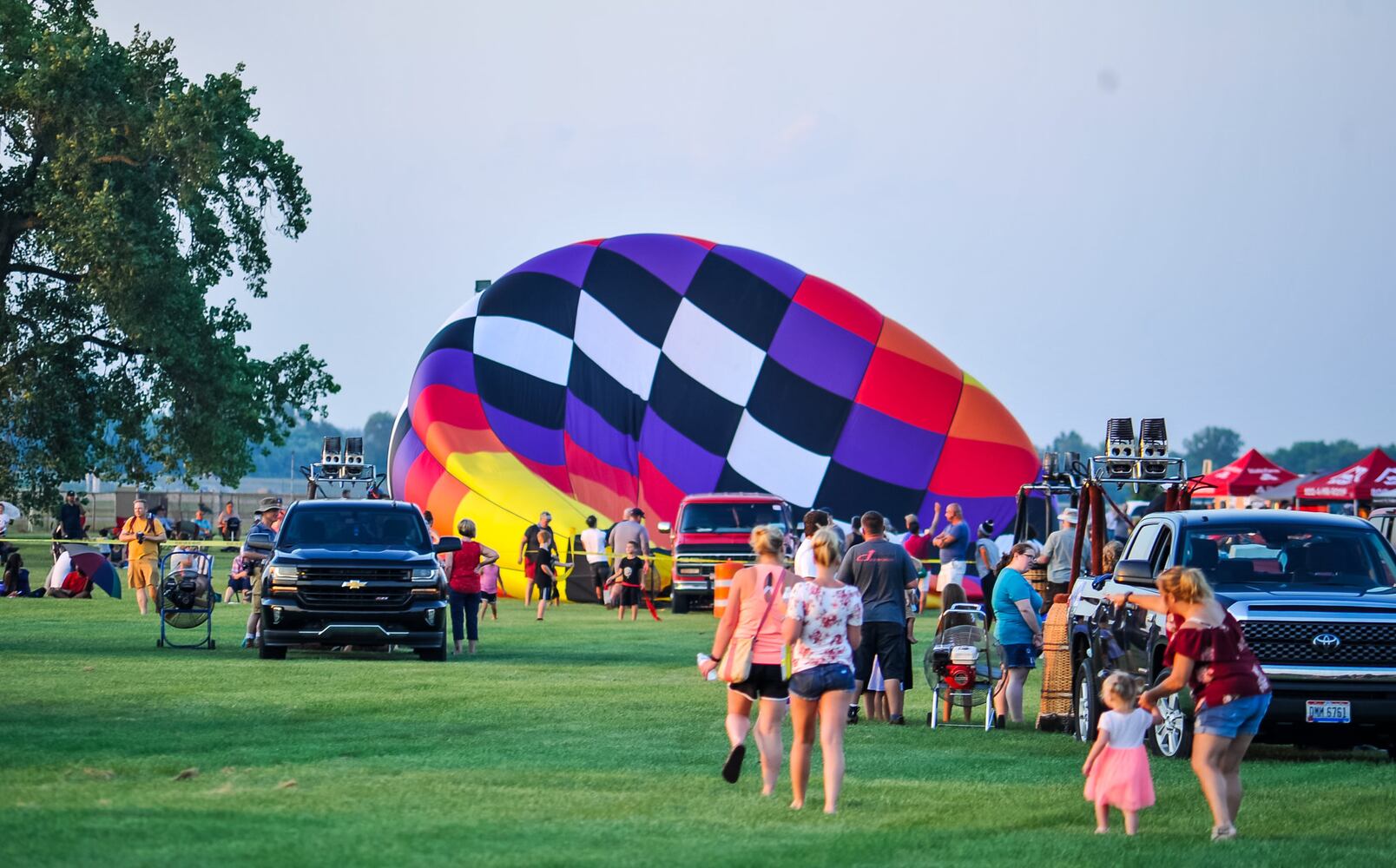 Ohio Challenge balloon glow and fireworks