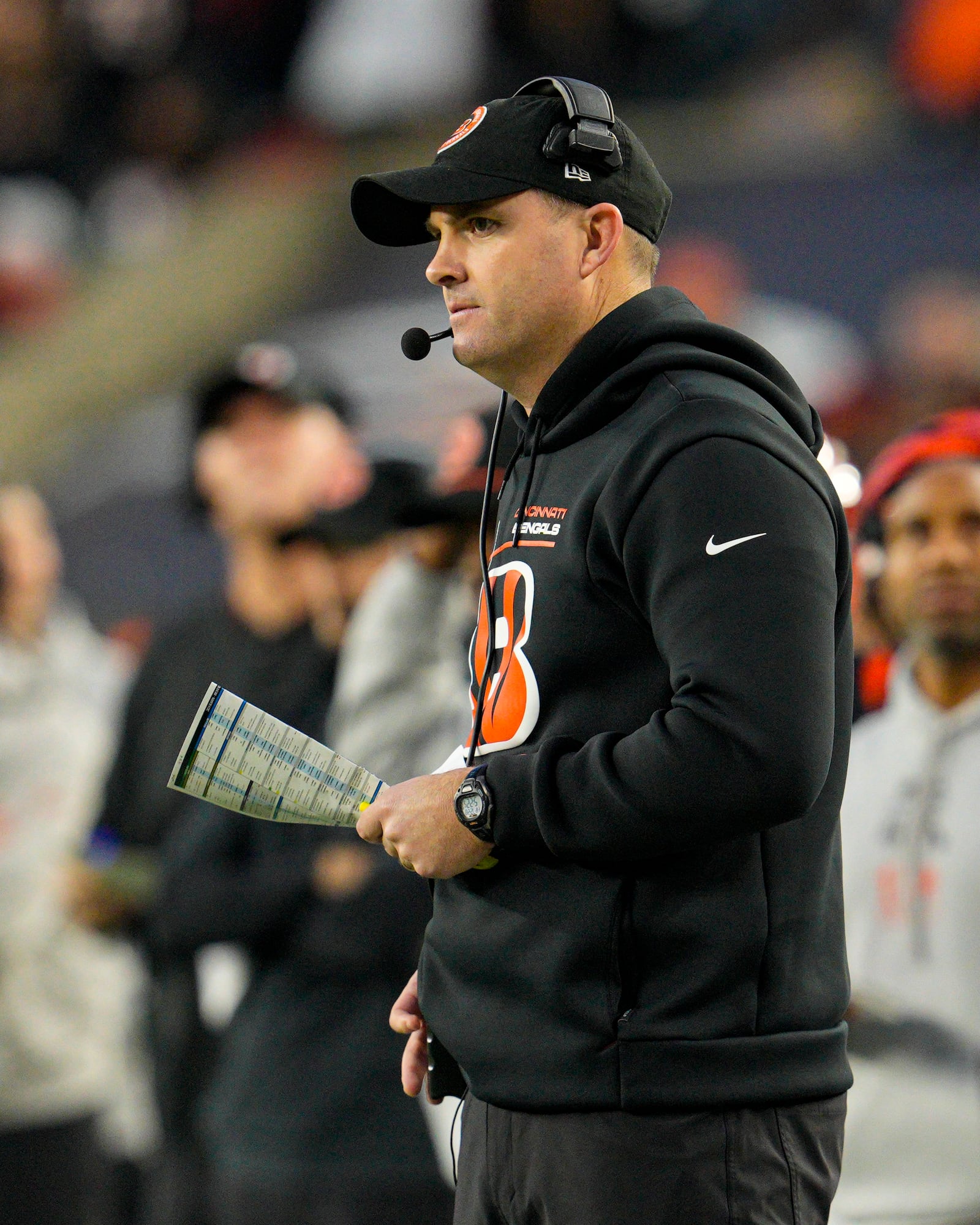 Cincinnati Bengals head coach Zac Taylor on the sidelines during the first half of an NFL football game against the Denver Broncos in Cincinnati, Saturday, Dec. 28, 2024. (AP Photo/Jeff Dean)