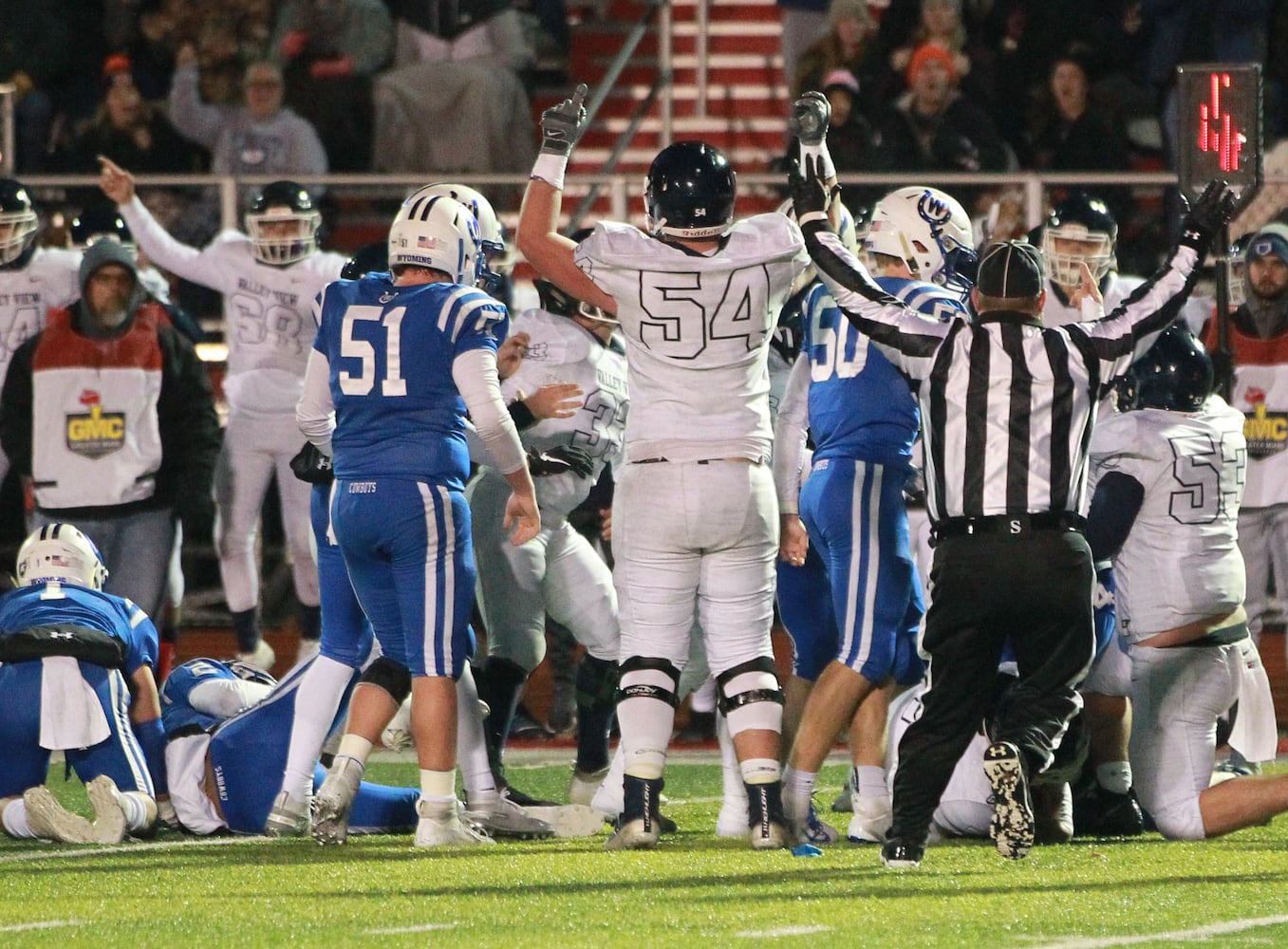 PHOTOS: Valley View vs. Cin. Wyoming, D-IV regional final football