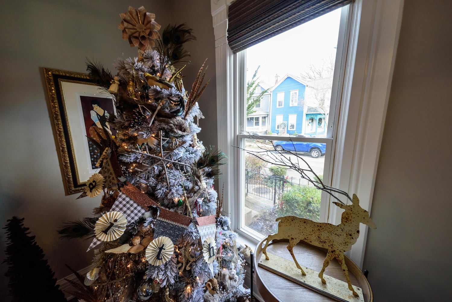 PHOTOS: A Dickens of a Christmas St. Anne’s Hill Holiday Home Tour