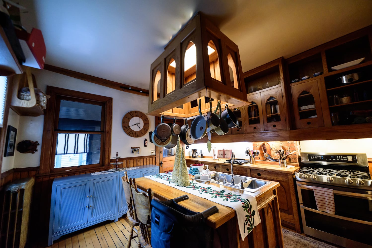 PHOTOS: 2024 Oregon Historic District Grand Holiday Tour of Homes