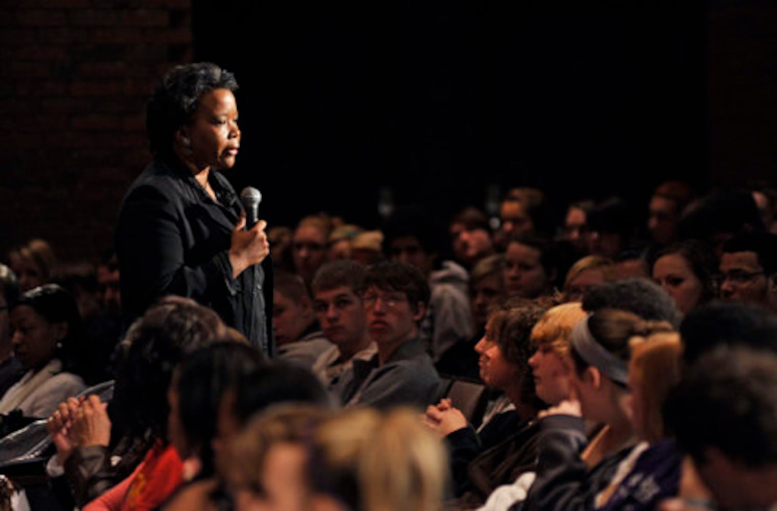 Anita Scott Jones speaks at Middletown H.S.