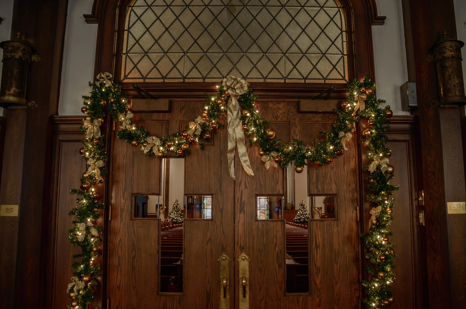 PHOTOS: See Dayton’s gorgeous First Lutheran Church decked out for Christmas