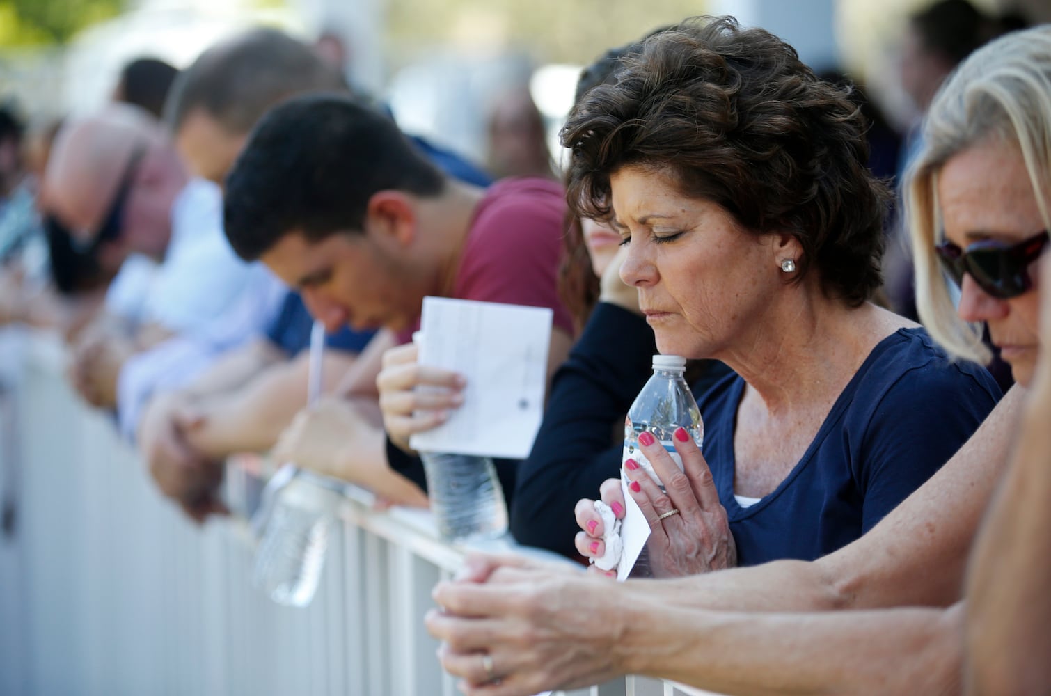 Photos: Nation mourns after Florida school shooting