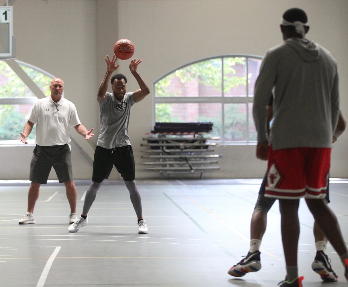 Photos: Dayton Flyers alumni team practices for The Basketball Tournament