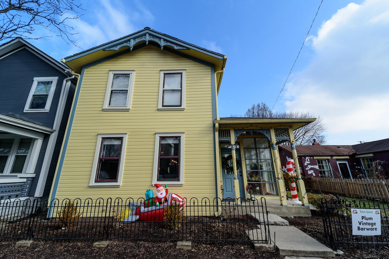 PHOTOS: A Dickens of a Christmas St. Anne’s Hill Holiday Home Tour