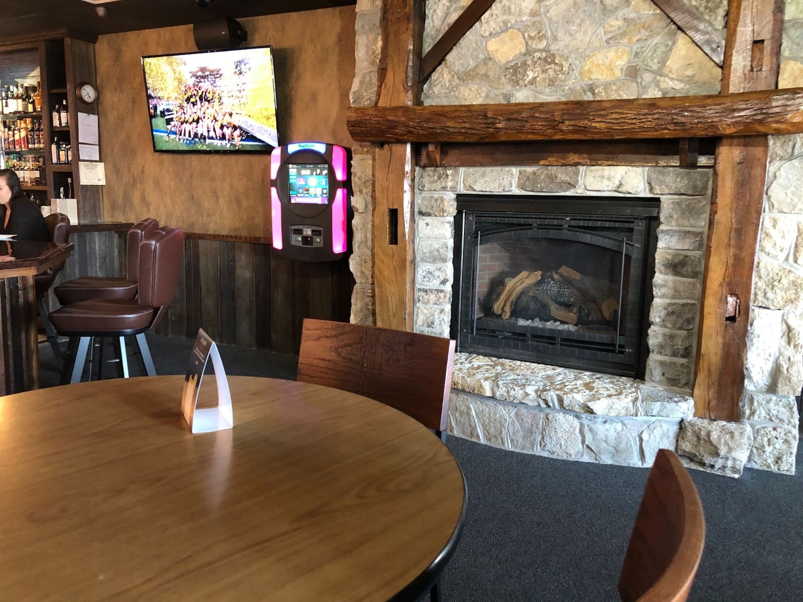 “The Bar Time” is now open at 2049 E. Dorothy Lane, in a small retail center just west of Woodman Drive and across the street from the Kettering Towne Center.