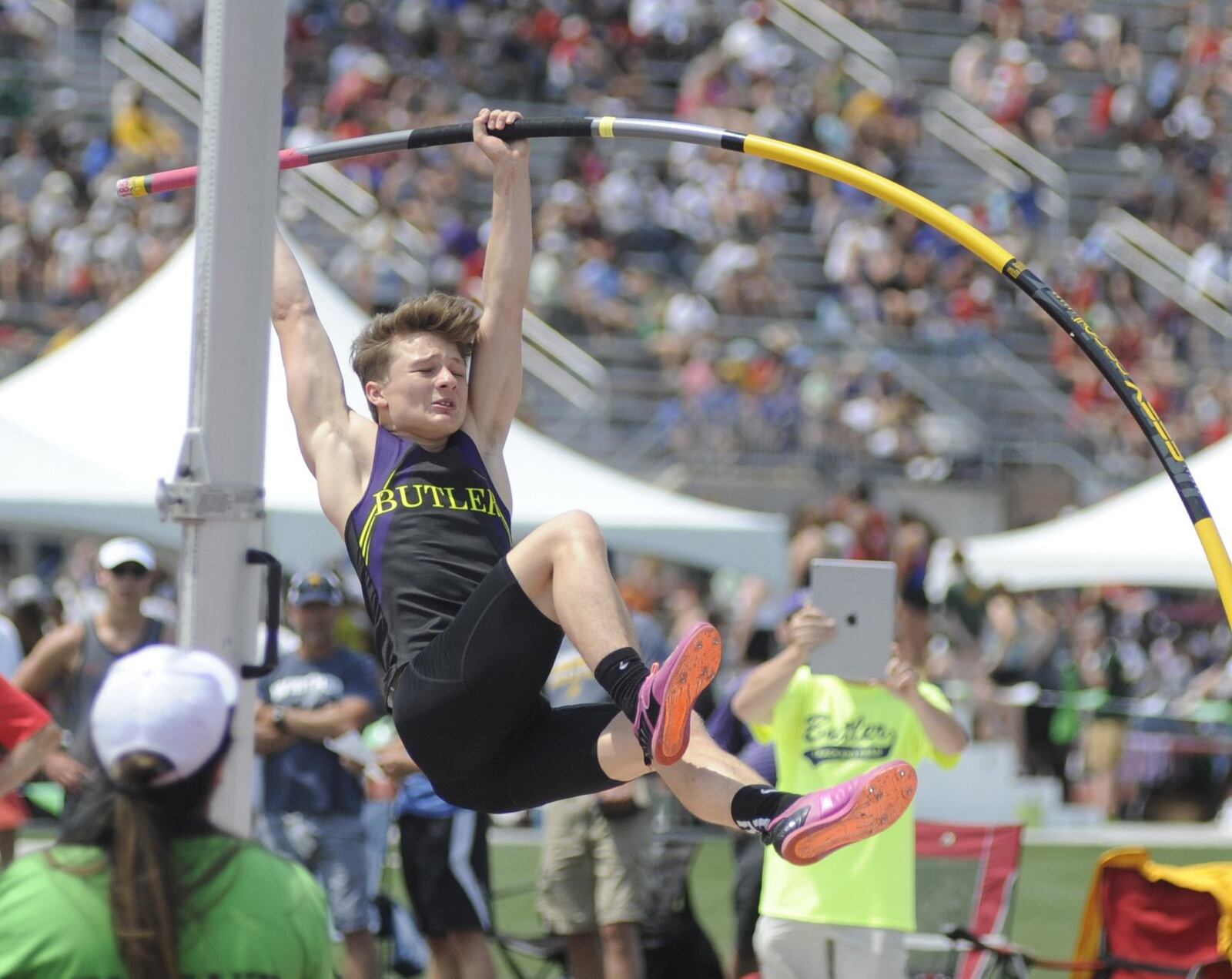 Butler junior Dalton Shepler won the pole vault (16-6) during the D-I state track and field meet at OSU’s Jesse Owens Memorial Stadium at Columbus on Saturday, June 1, 2019. MARC PENDLETON / STAFF