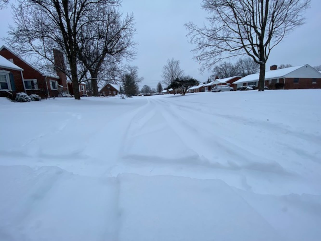 Alta Vista Drive before plowing