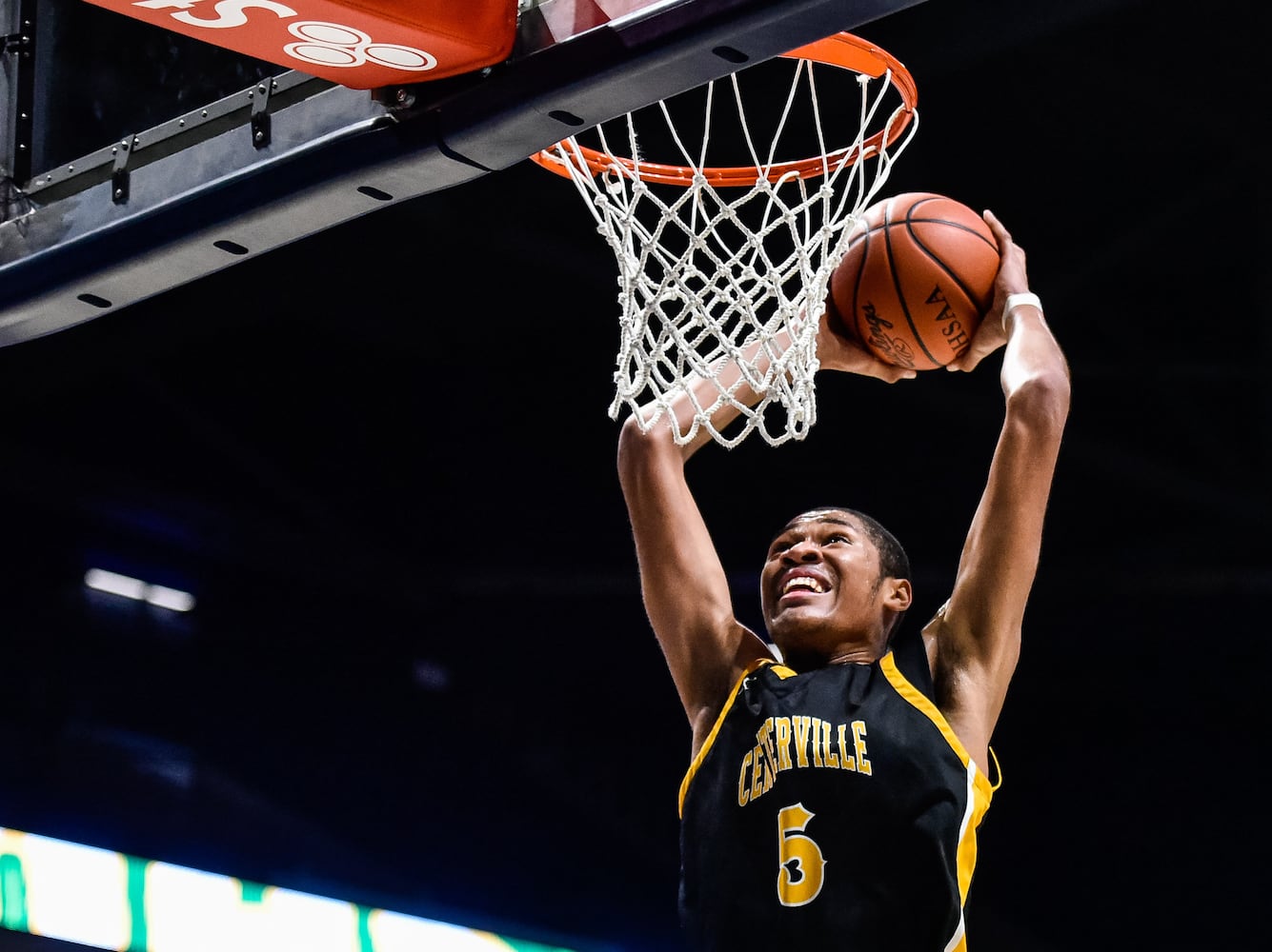 Centerville advances with win over Springfield in D1 Regional basketball semifinal