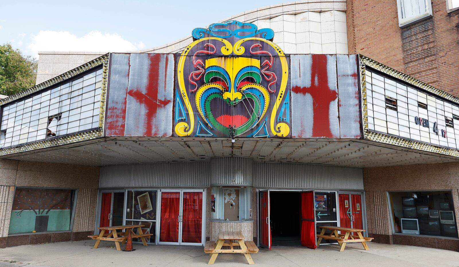 The Fairborn Phoenix recently opened a bar for its patrons and moviegoers, which is the latest upgrade in the restoration of the old Fairborn theater building. MARSHALL GORBY\STAFF