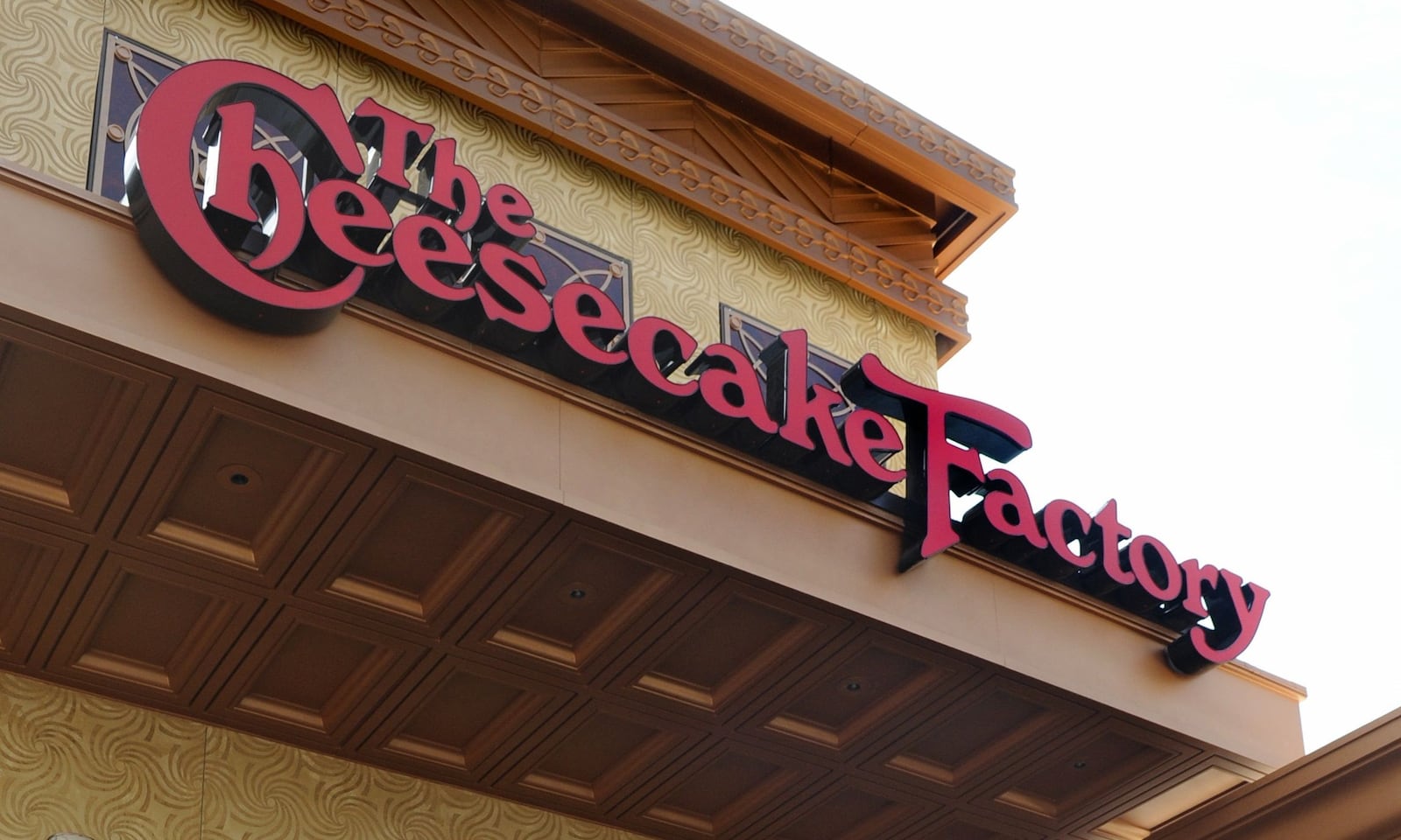 A Perth Amboy woman lost her lawsuit against the Cheesecake Factory.