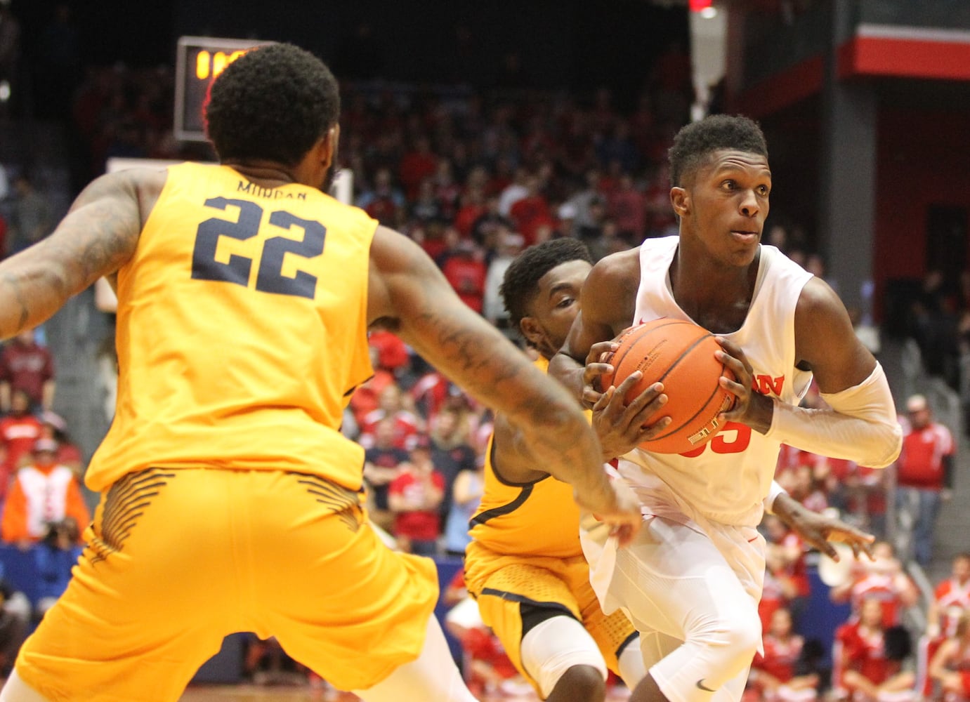 Dayton Flyers: 30 photos for a 30-point victory