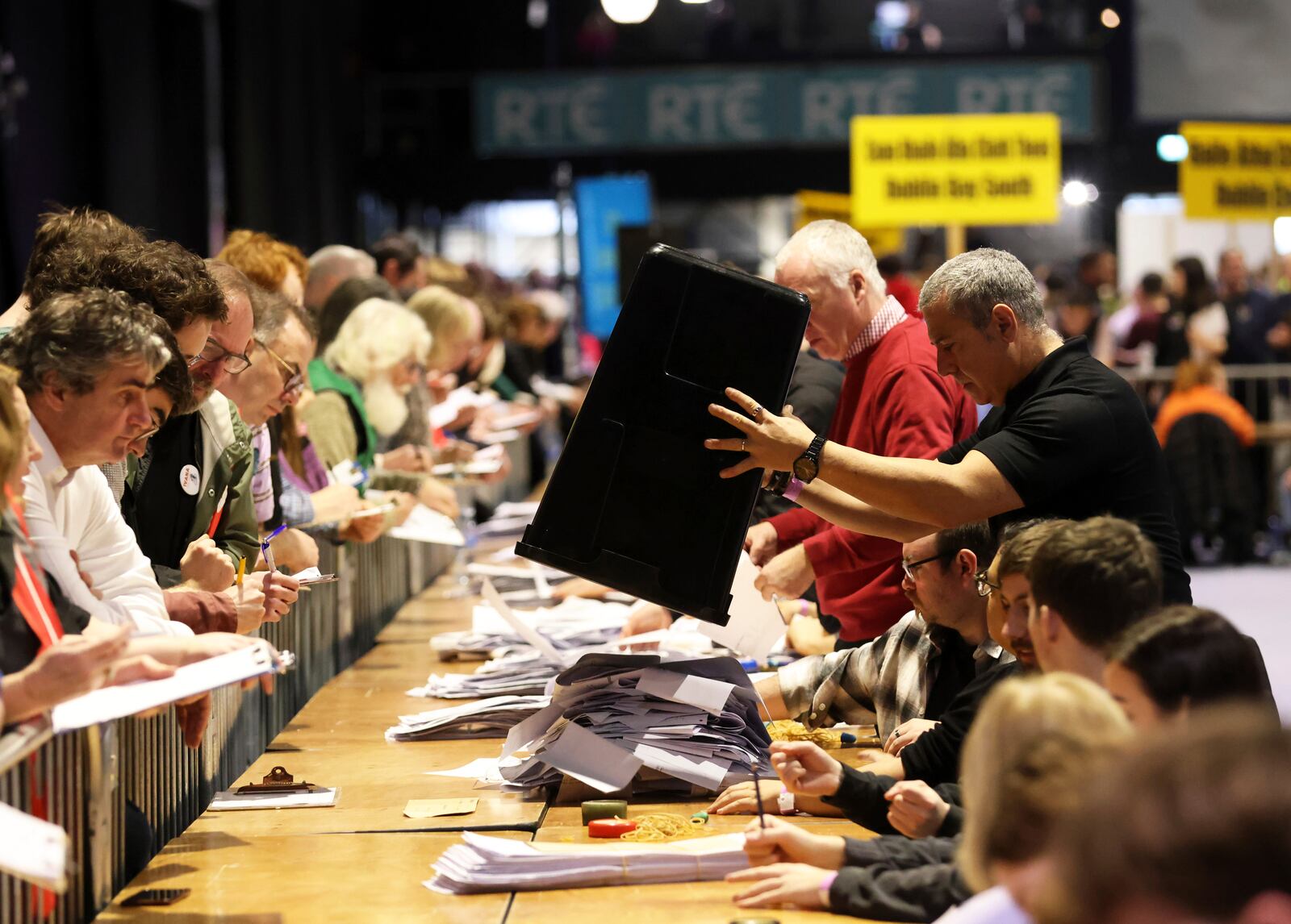 Counting begins for Ireland's General Election at the Royal Dublin Society in Dublin, Ireland, Saturday, Nov. 30, 2024. (AP Photo/Peter Morrison)