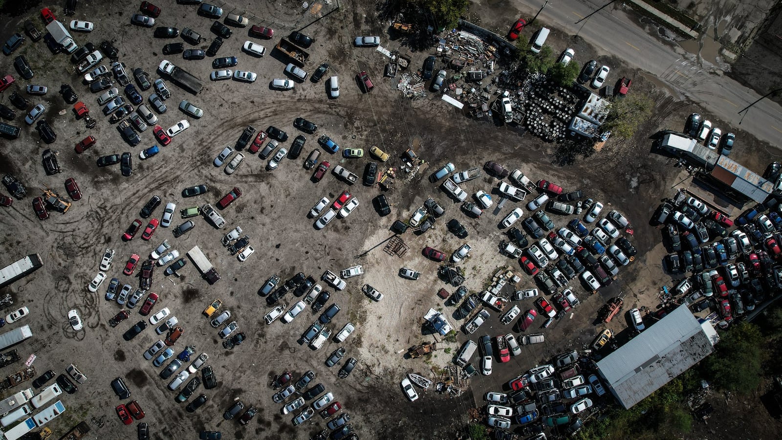 A property at 1801 Valley Street in Old North Dayton. The Dayton Board of Zoning Appeals affirmed a zoning administrator's decision that it cannot be used as a junkyard, even though it operated as one for decades. JIM NOELKER/STAFF JIM NOELKER/STAFF