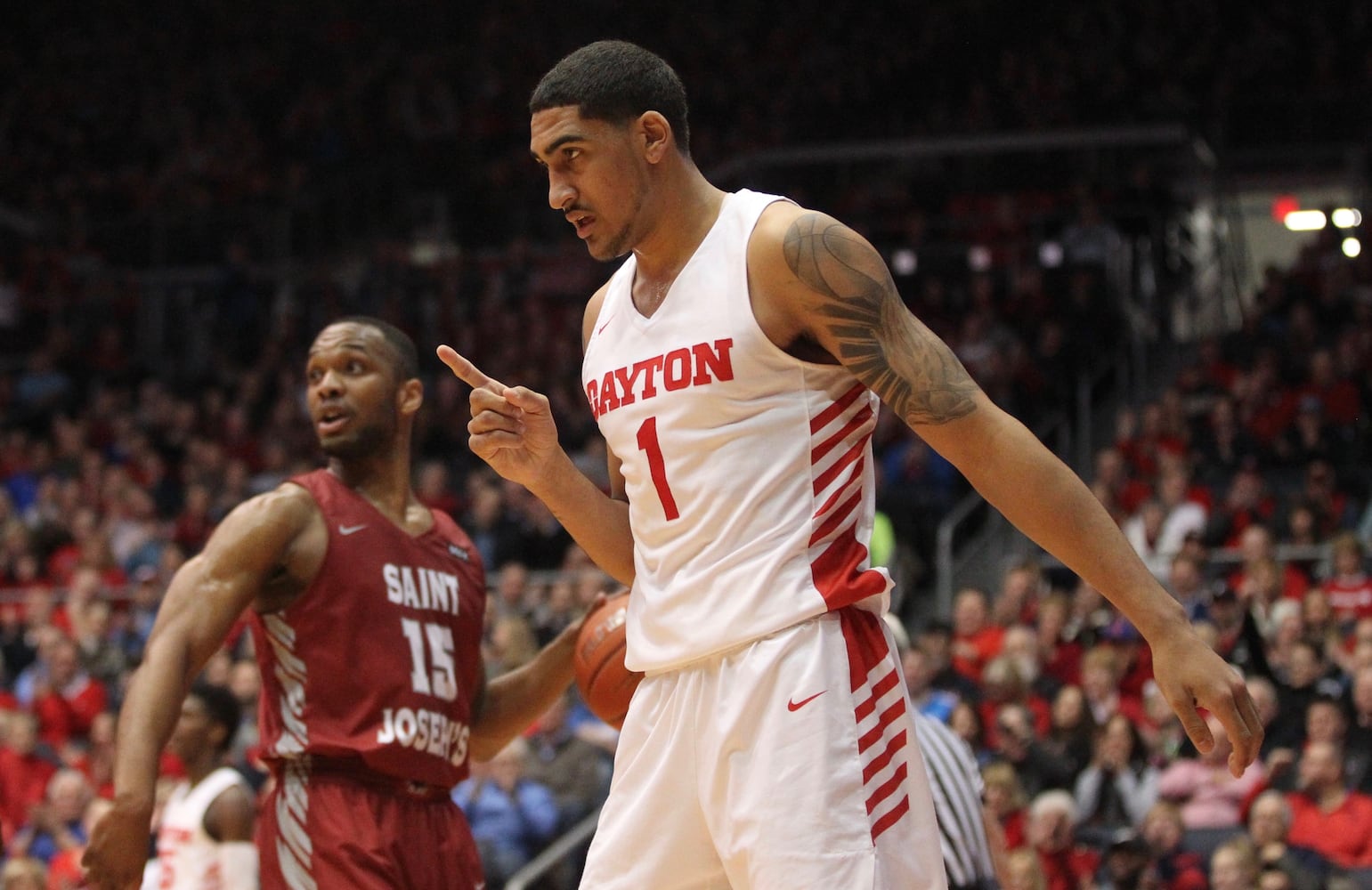 Twenty photos: Dayton Flyers vs. Saint Joseph’s Hawks