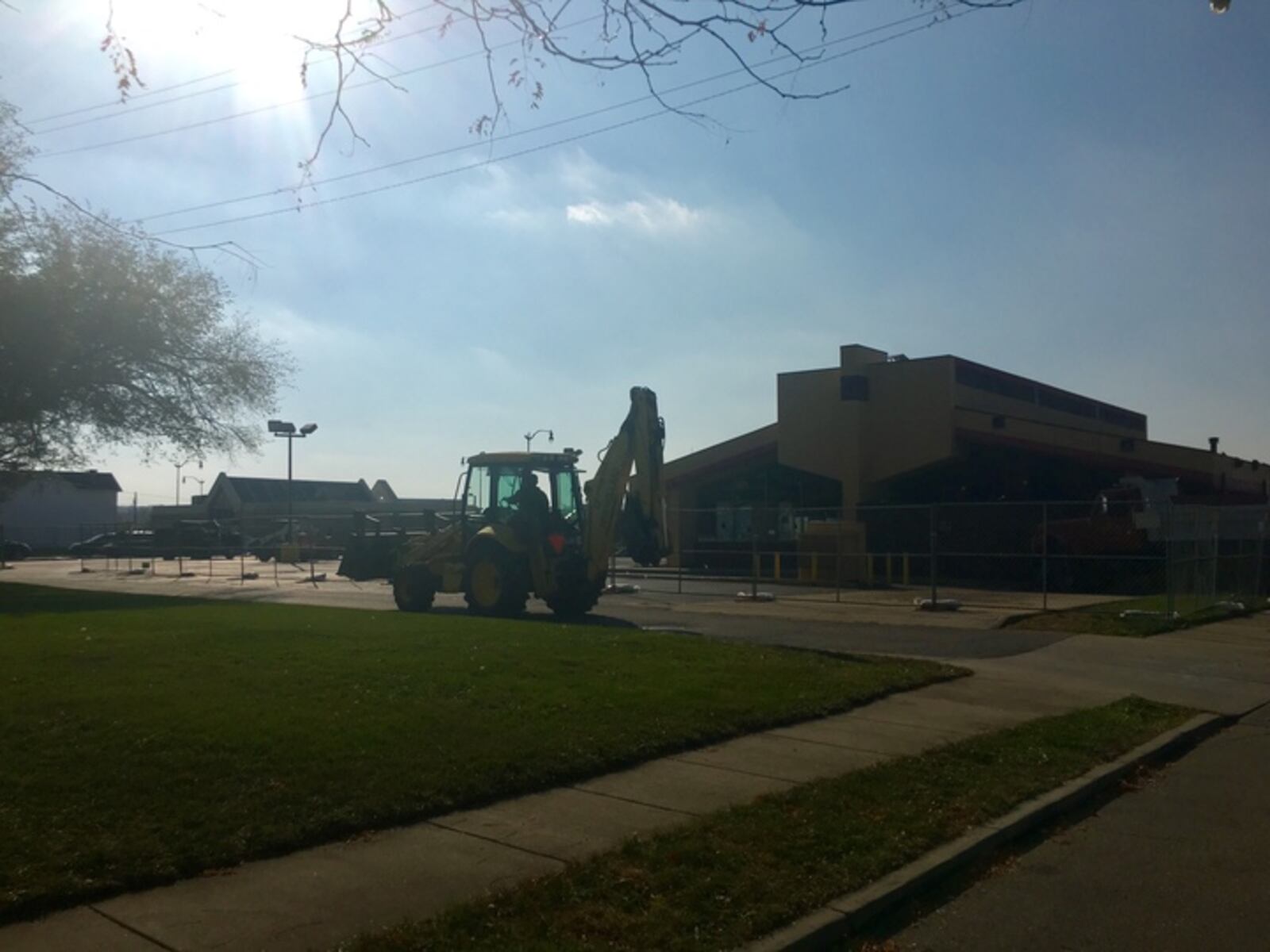 The building formerly housing Denny's restaurant in downtown Dayton is being torn down. PHOTO / Amelia Robinson