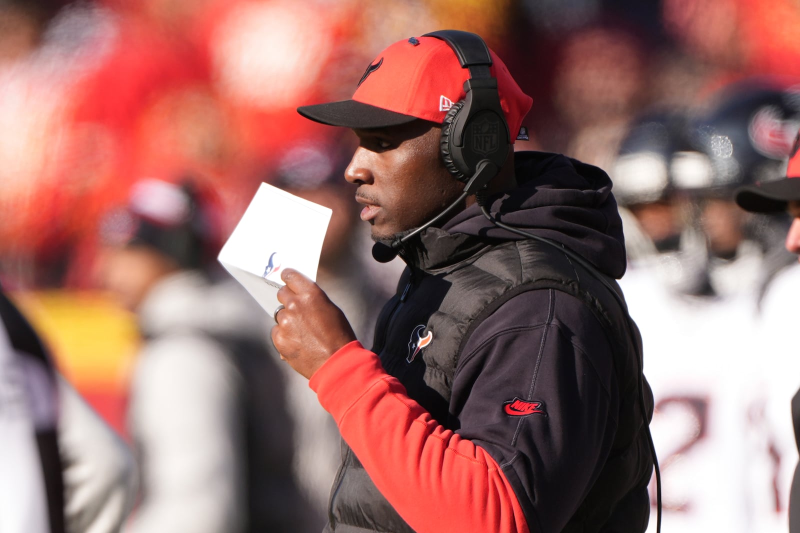 Houston Texans head coach DeMeco Ryans watches from the sidelines during the first half of an NFL football game against the Kansas City Chiefs Saturday, Dec. 21, 2024, in Kansas City, Mo. (AP Photo/Charlie Riedel)