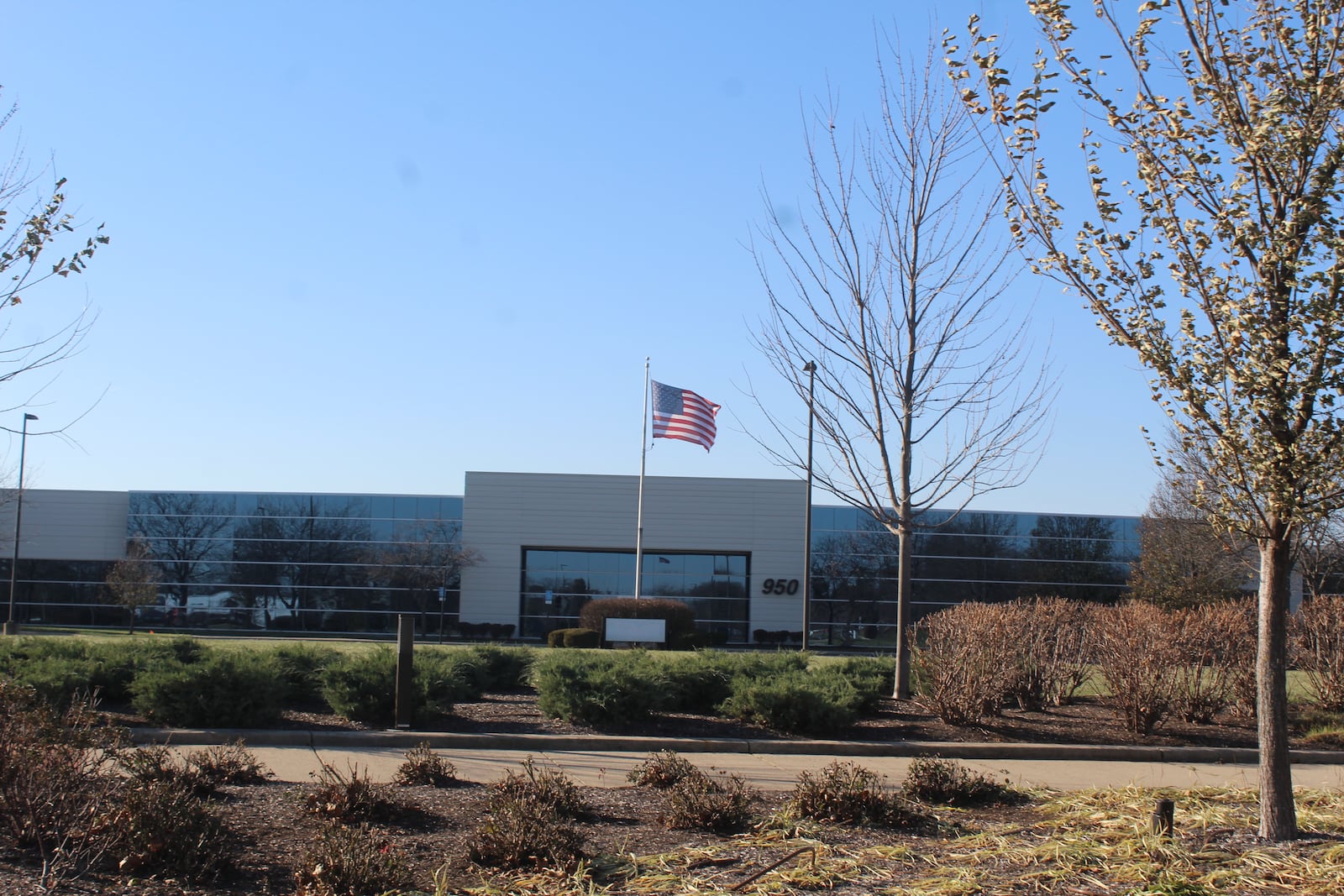 This property at 950 Forrer Blvd. in the Kettering Business Park was formerly home to Synchrony Financial. But the company moved out of the space early in the pandemic and directed the roughly 1,900 employees who worked there to work remotely from home. CORNELIUS FROLIK / STAFF